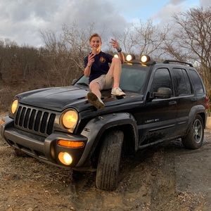 Meet your Posher, Christian